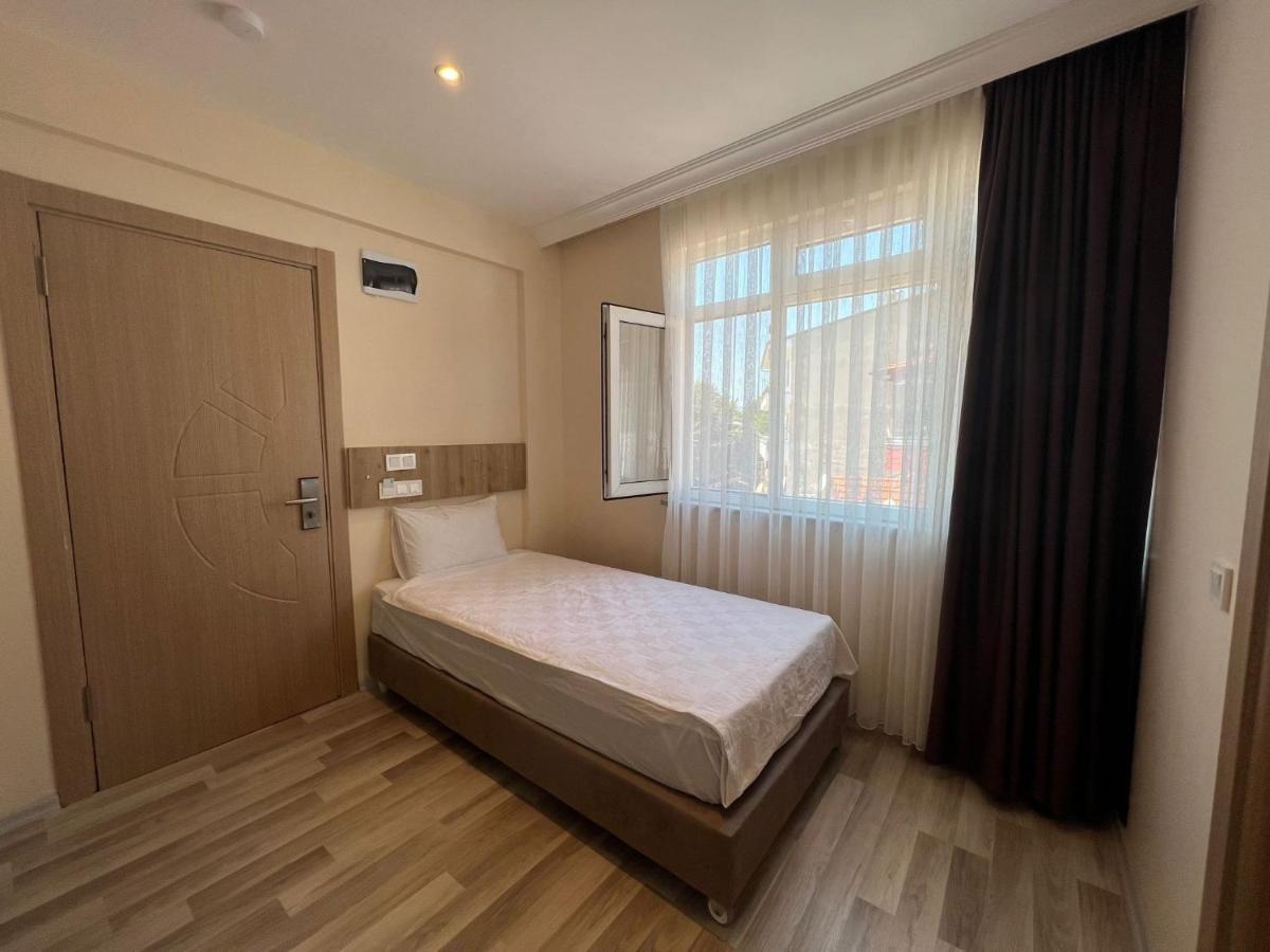 אמסרה Seventy Four Hotel מראה חיצוני תמונה