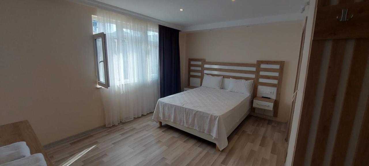 אמסרה Seventy Four Hotel מראה חיצוני תמונה